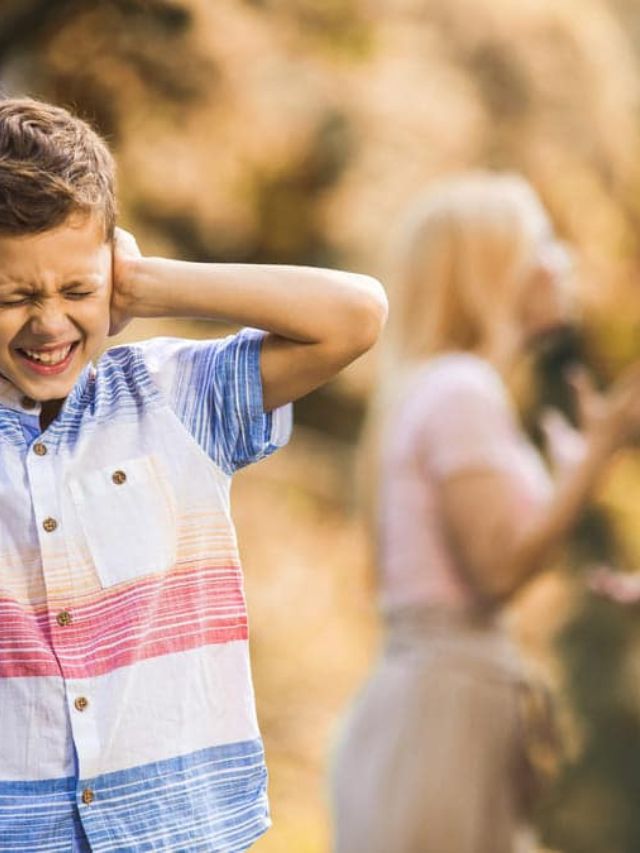 Parents fighting in from of son